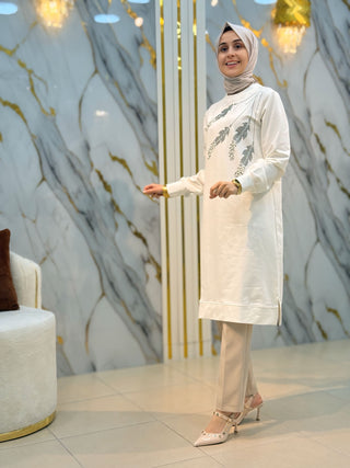 AYŞE AKAY TAŞ İŞLEMELİ İNCİ DETAYLI TUNİK 25515