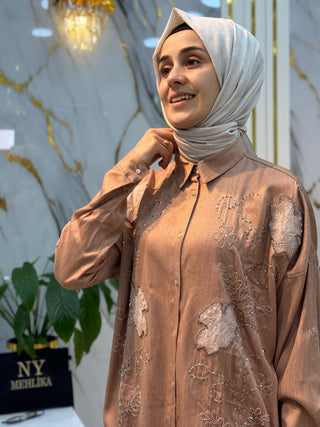 NY MEHLİKA ÖNÜ ÇİÇEK TAŞ İŞLEMELİ GÖMLEK 5185