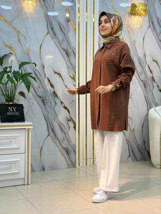 KADO ÖNÜ ÇİÇEK TAŞ İŞLEMELİ TENSEL GÖMLEK 263364
