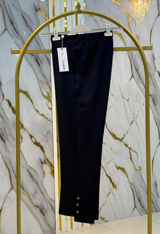 LARCH PAÇA DÜĞME DETAY ÖNÜ KISA ARKASI UZUN DOUBLE KREP PANTOLON 1087